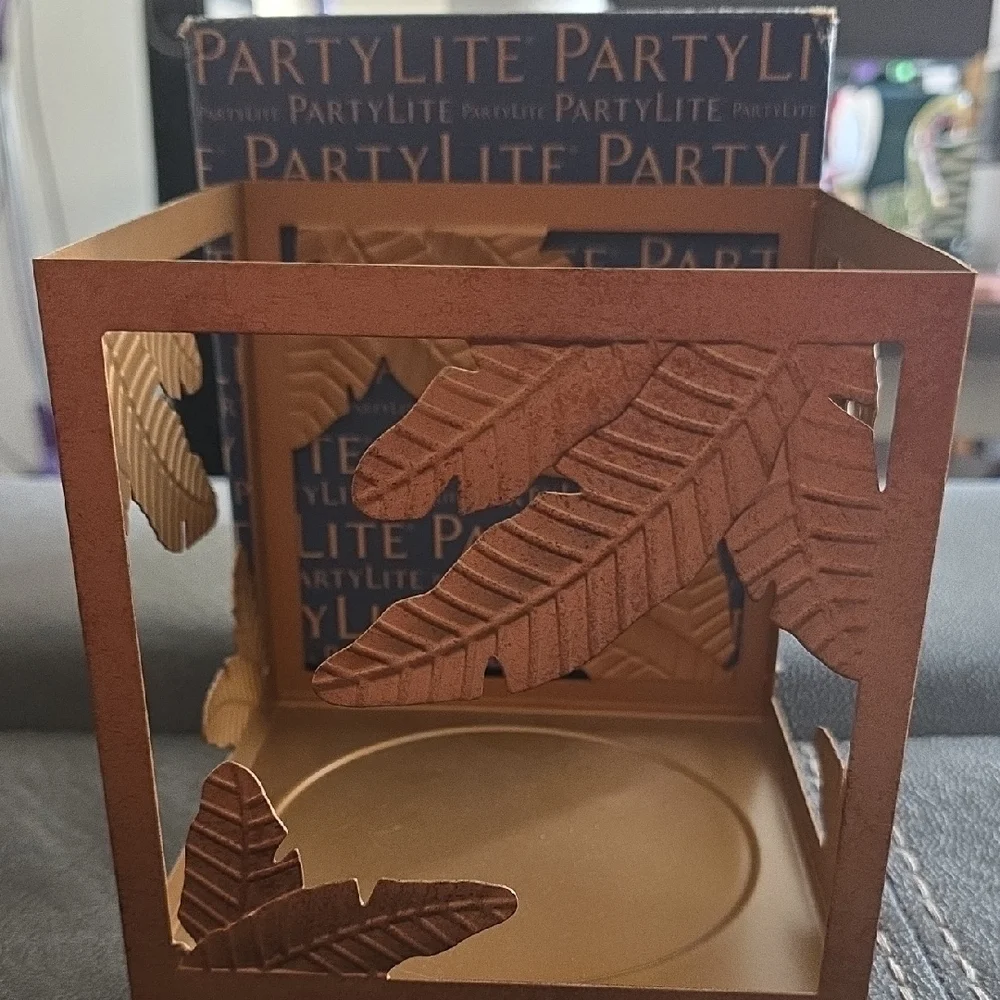 PartyLite Bronze Leaf Candle Holder
